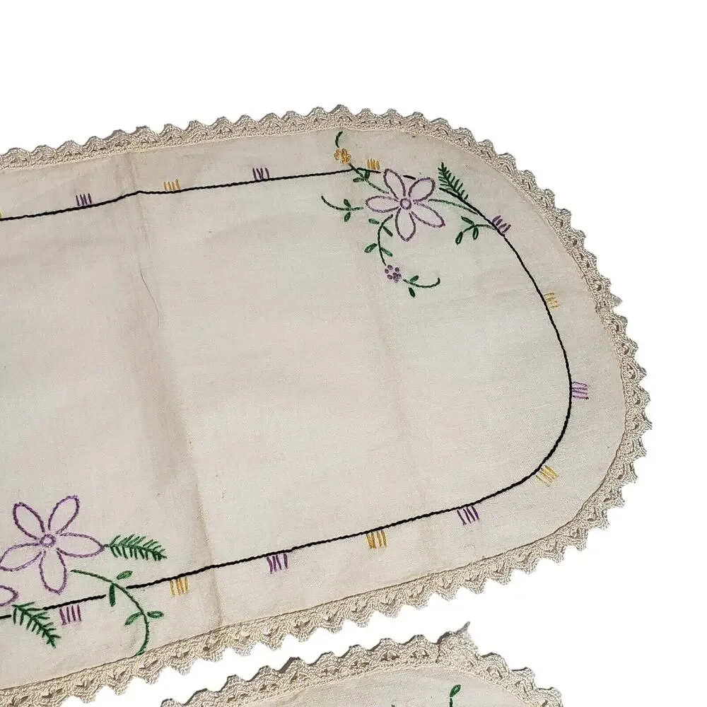 VTG TABLE RUNNERS SET OF 2 PURPLE FLOWER EMBROIDERED DRESSER SCARF ESTATE VANITY